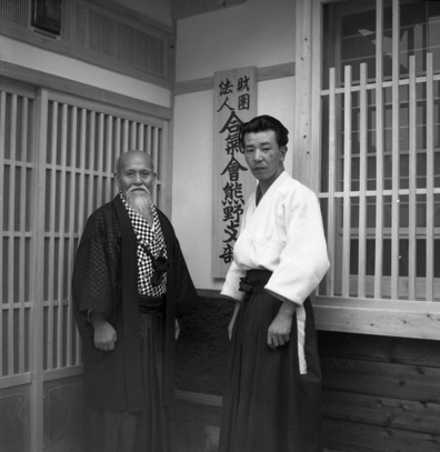 morehei ueshiba hikitsuchi sensei aikido  396x407